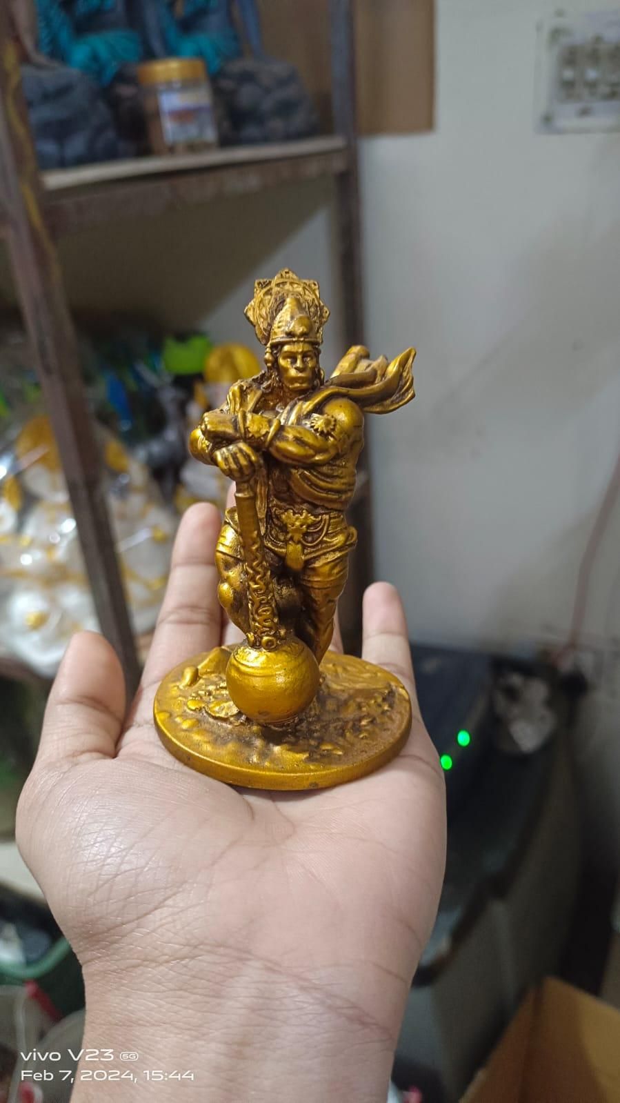 Premium Car Dashboard Resin Bahubali Hanuman Idol Home Decor Item Hanuman Murti Statue for Desk & Gift